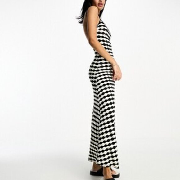 ASOS DESIGN strappy crochet maxi dress in black and white US 14 - Picture 4 of 5